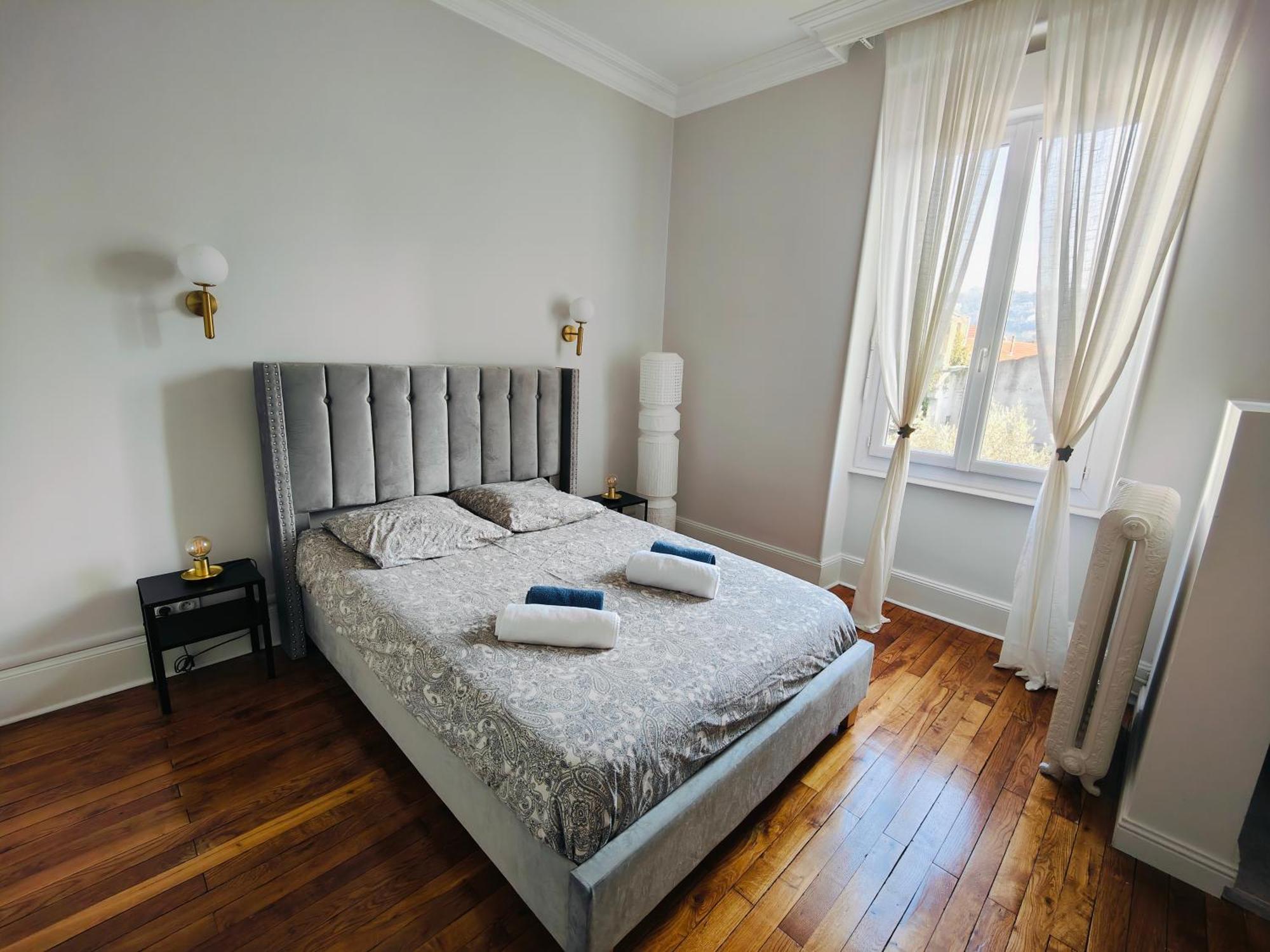 Self-Checkin Town House - Rooms To Rent In A Beautiful Modern Town House - Not A Hotel - Location De Chambres Avec Arrivee En Autonomie - Extra Fee For Sheets And Towels - Private Parking - Check Your Plateform Inbox And Follow Check-In Instructions Saint-Romain-en-Gal Exteriör bild