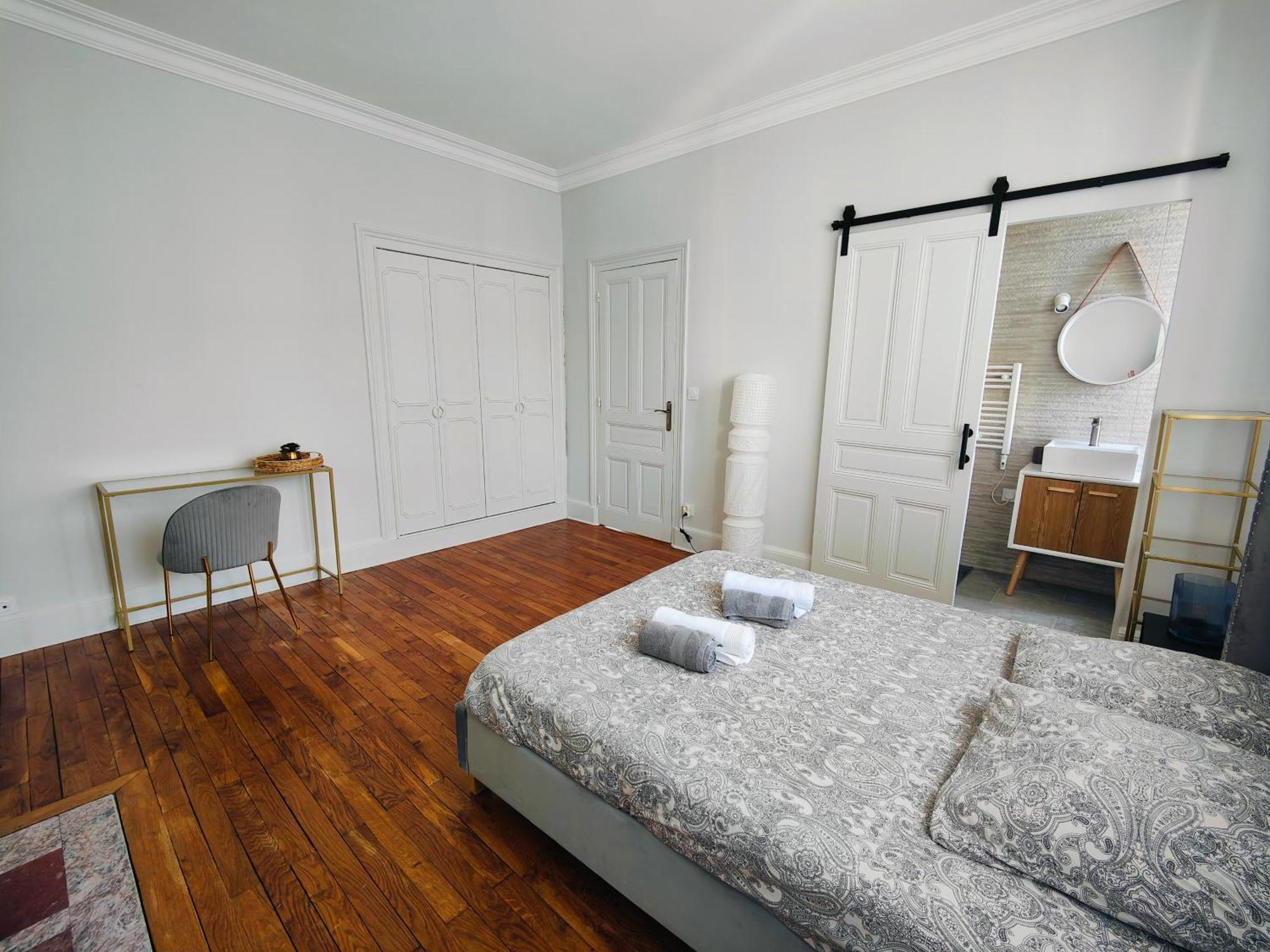 Self-Checkin Town House - Rooms To Rent In A Beautiful Modern Town House - Not A Hotel - Location De Chambres Avec Arrivee En Autonomie - Extra Fee For Sheets And Towels - Private Parking - Check Your Plateform Inbox And Follow Check-In Instructions Saint-Romain-en-Gal Exteriör bild